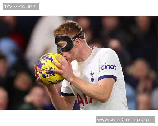 热刺希望续约范德芬但球员对现状不满弗兰克难以掌控局面